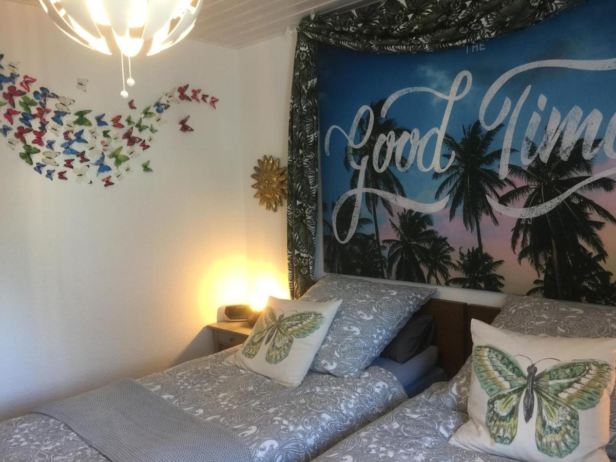 Waldsolms Sunshine Cottage מראה חיצוני תמונה